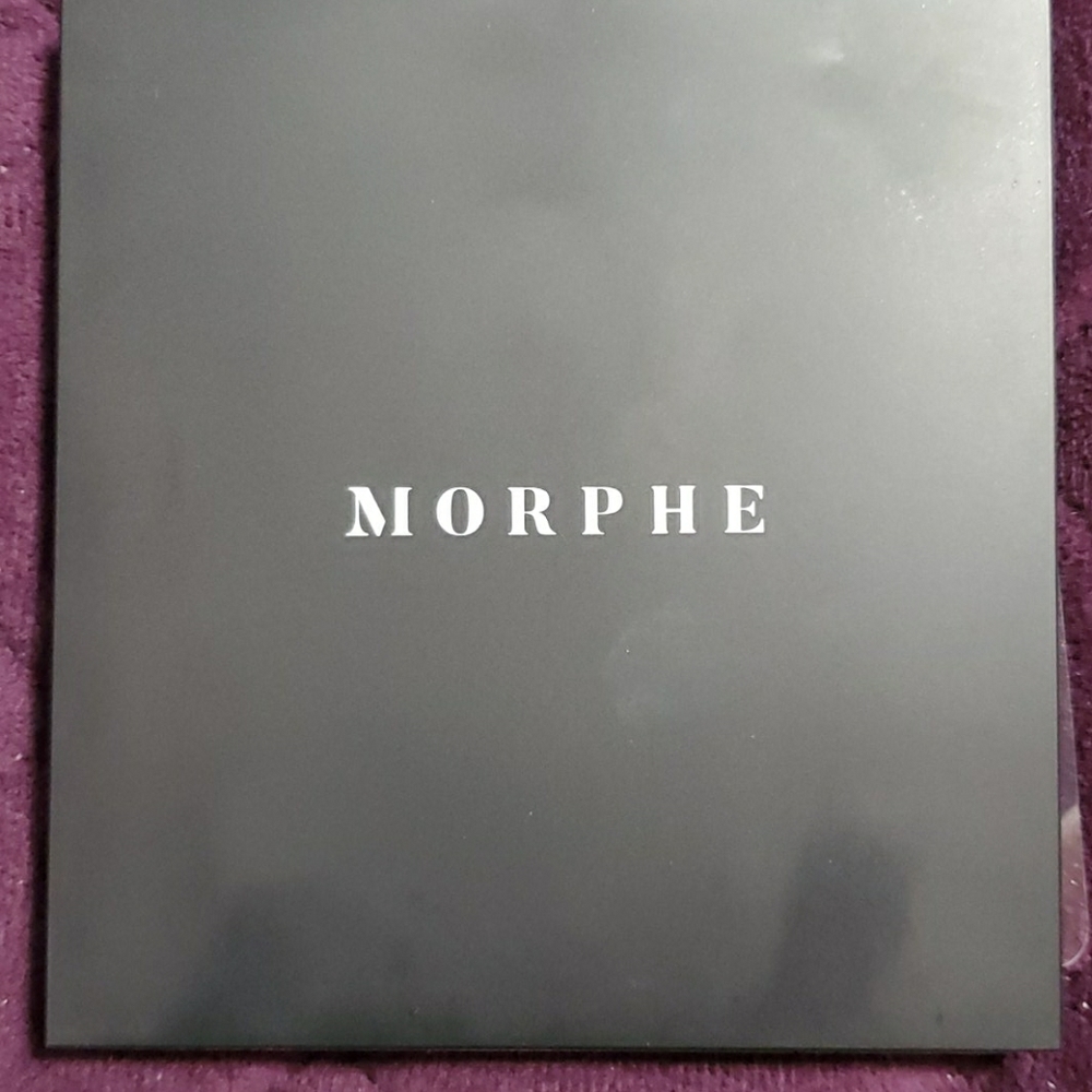 Morphe 9J eyeshadow palette